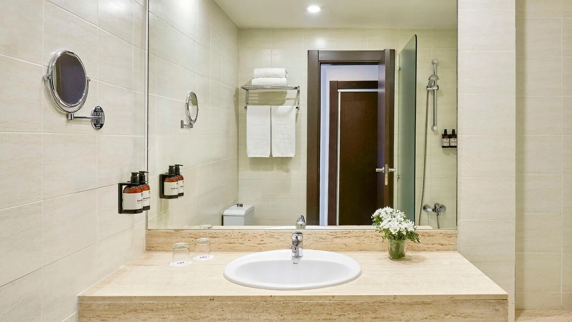 Hotel Nh Barcelona Eixample Spanien